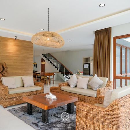 Asmaya Hill View Villa 7 Bedrooms With A Private Swimming Pool باندونج المظهر الخارجي الصورة